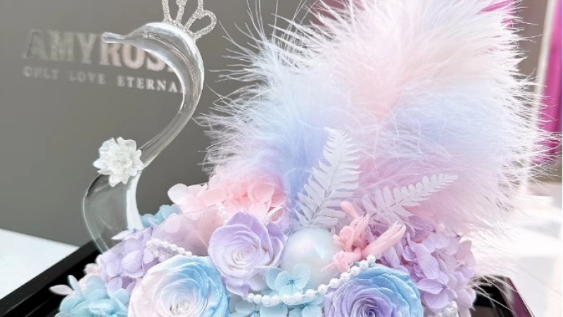 How Long Do Preserved Flowers Last? Lifespan and Care Guide