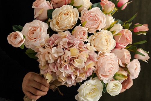 Luxury Preserved Roses: 7 Reasons They Outshine Fresh Flowers Forever Luxury Preserved Roses: 7 Reasons They Outshine Fresh Flowers Forever