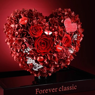 Romantic Preserved Rose Heart in Acrylic Box - Pink or Red Romantic Preserved Rose Heart in Acrylic Box - Pink or Red